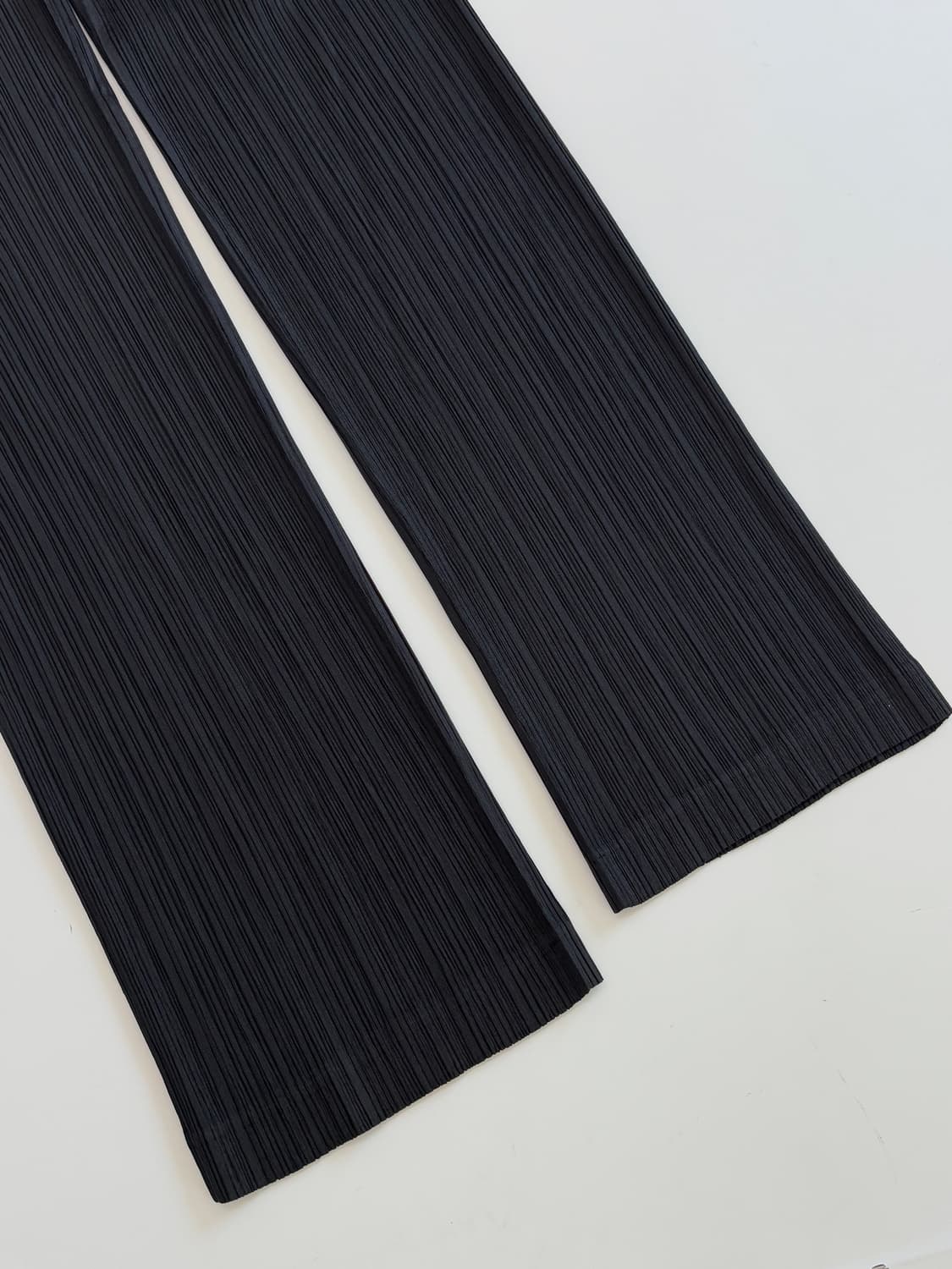 Pleats Please 플리츠플리즈 블랙컬러 팬츠   상품이미지7