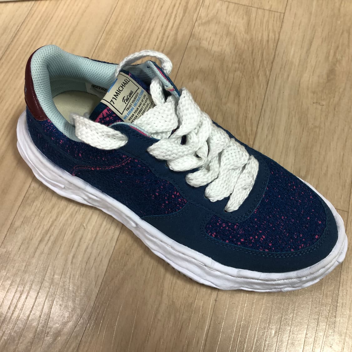 미하라야스히로 71 마이클 웨인 OG 솔 자수 스니커즈 블루 42 상품이미지6