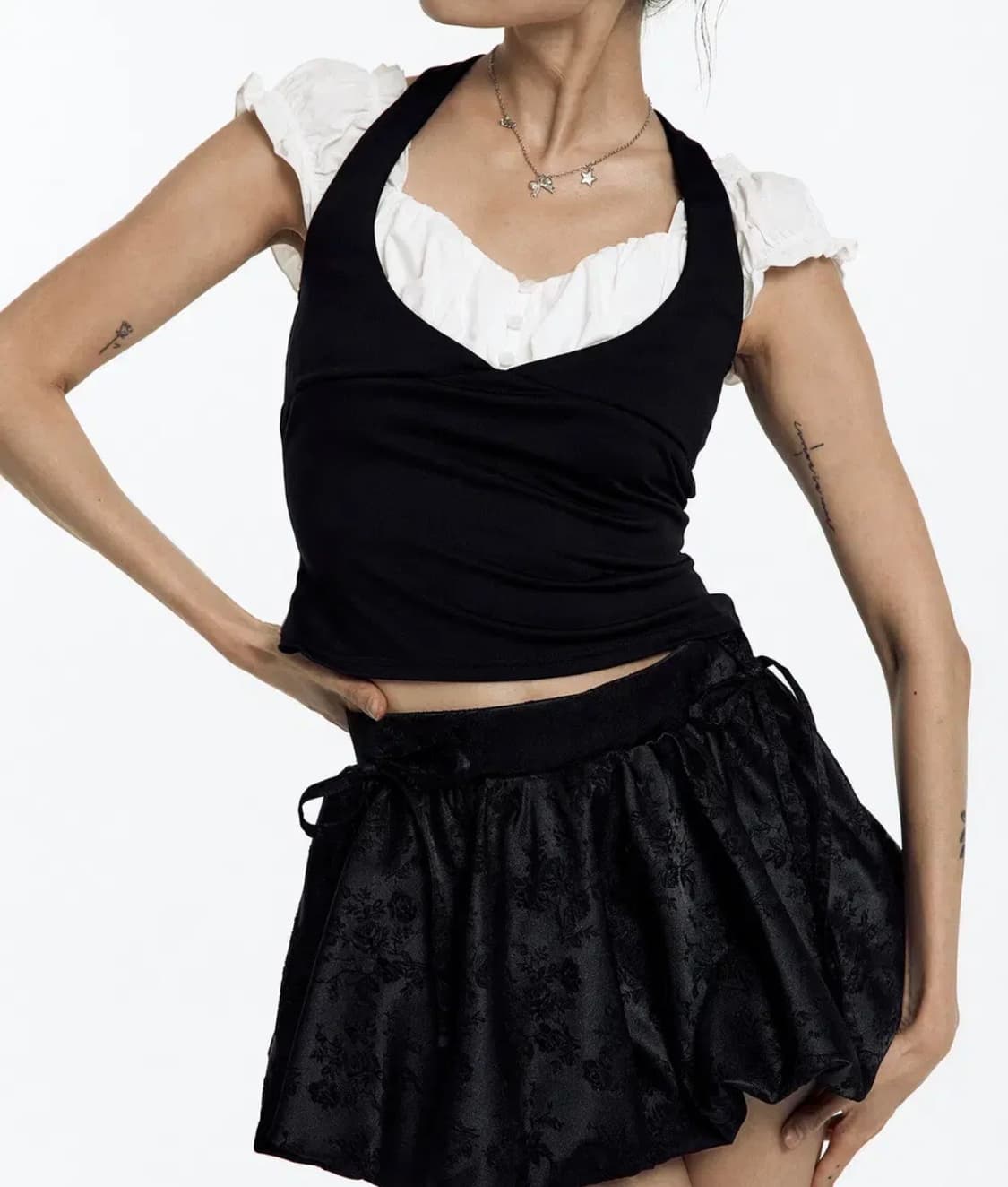 (공홈품절) Bonnie halter top 상품이미지1