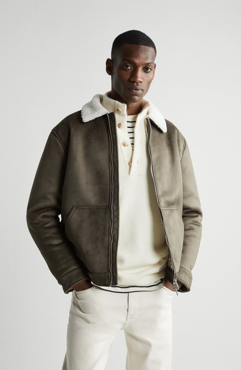 자라 스웨이드 무스탕 자켓 (L)100~105

 상품이미지1