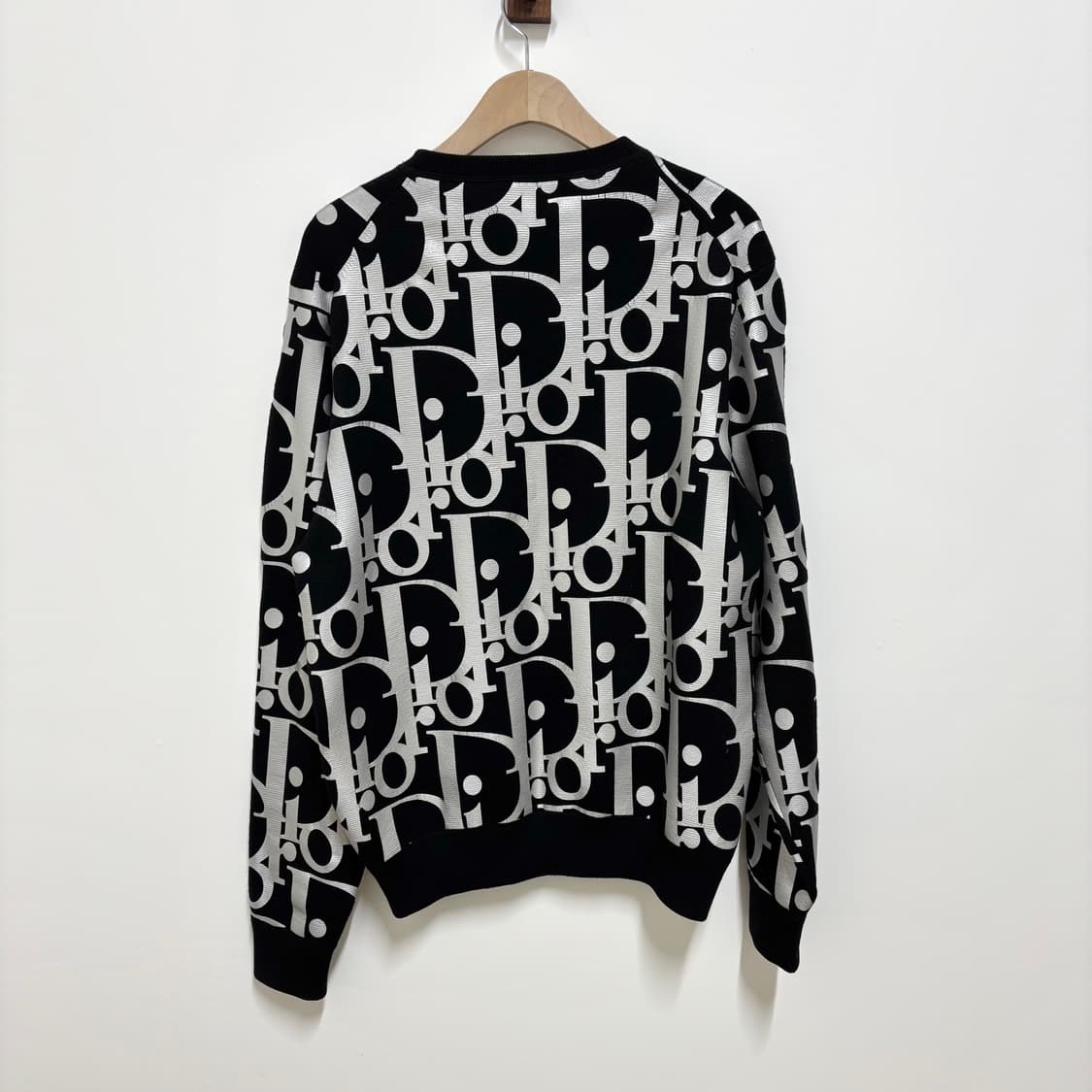 디올 오블리크 리플렉티브 맨투맨 상품이미지2