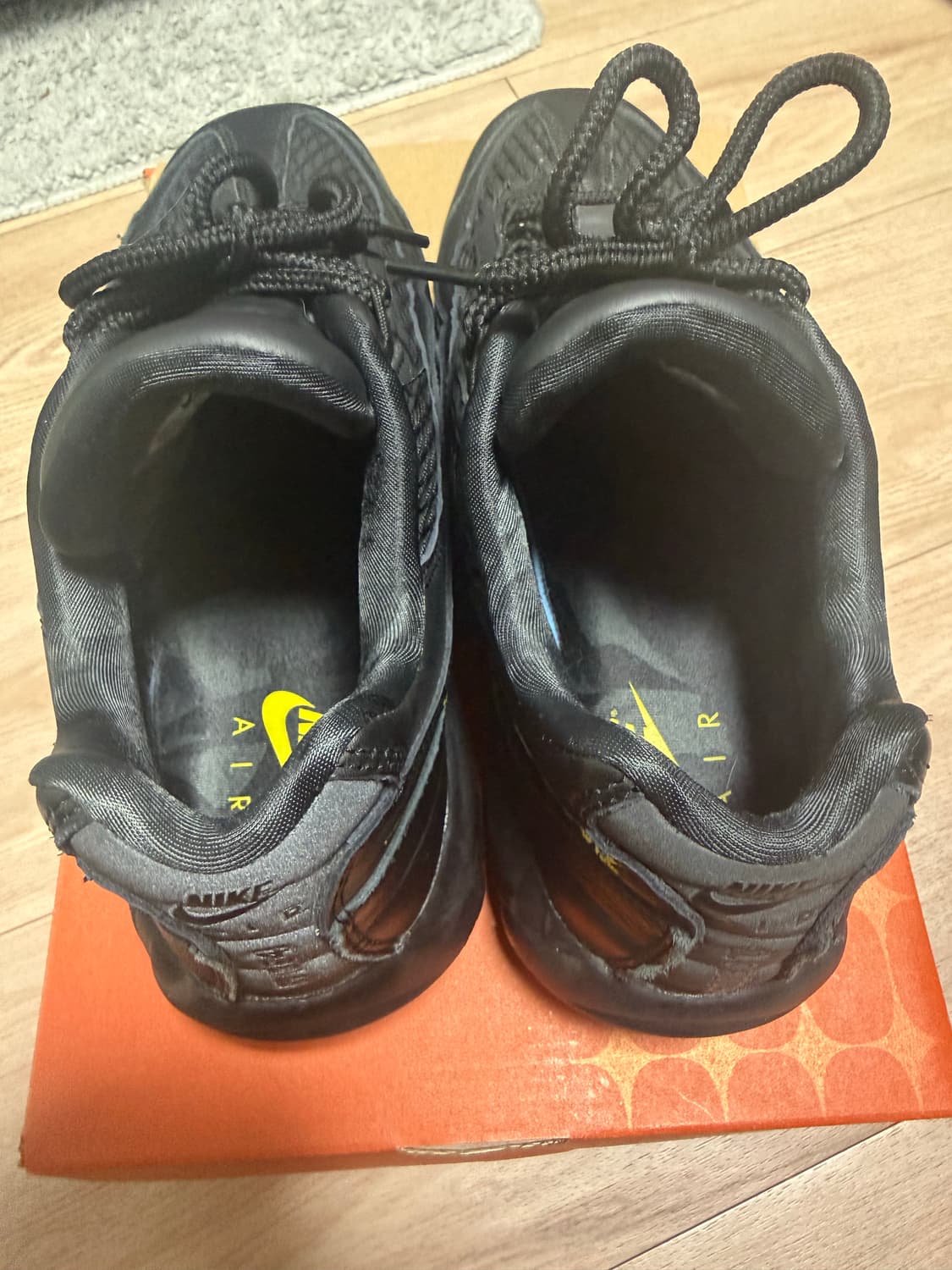 [265] 나이키 에어맥스95 코르테이즈 블랙 옐로우 상품이미지4