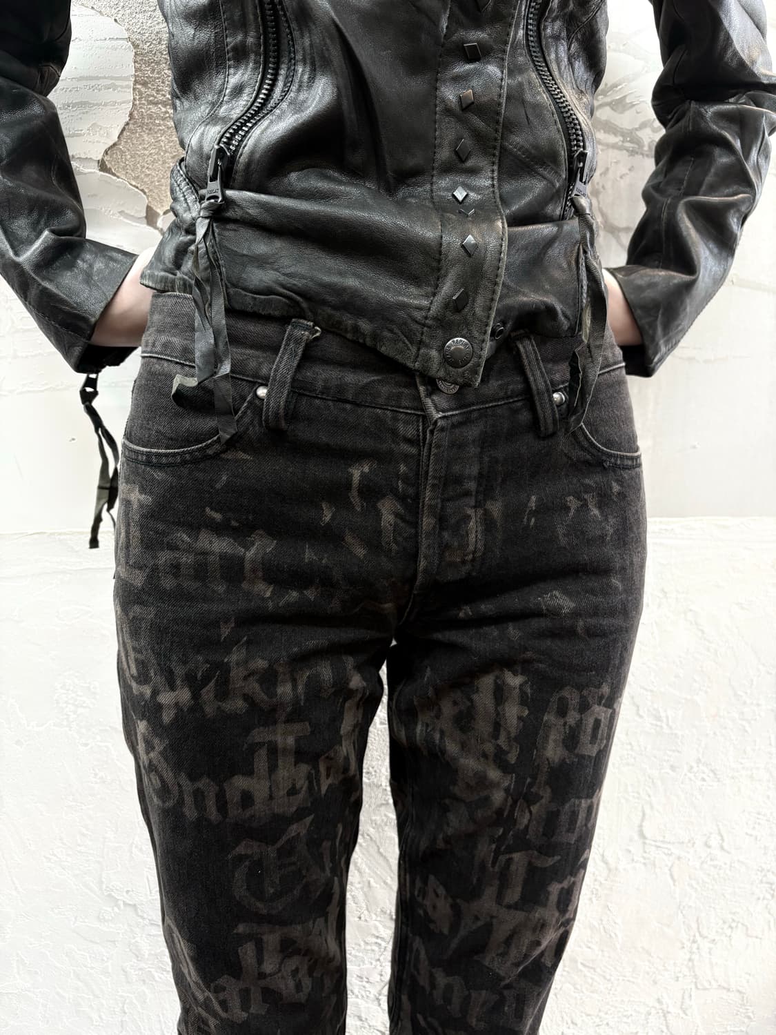 lettering black jeans 상품이미지4