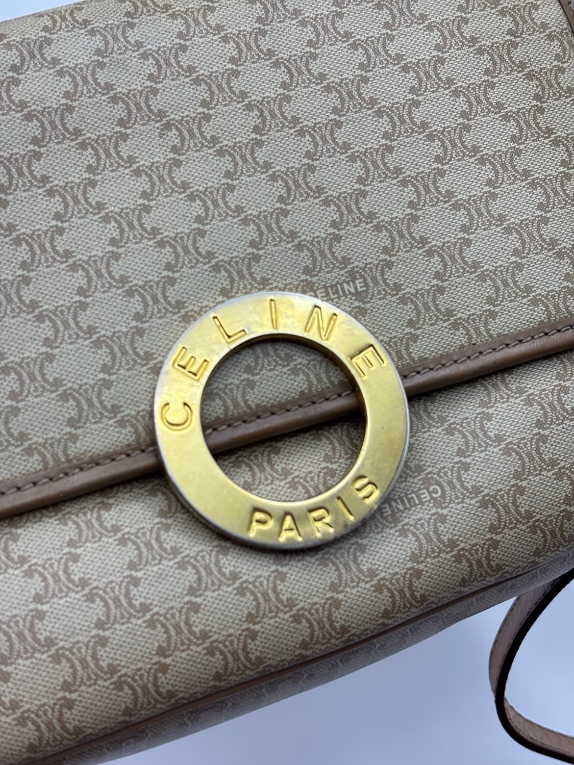 셀린느 마카담 링 크로스백 상품이미지10