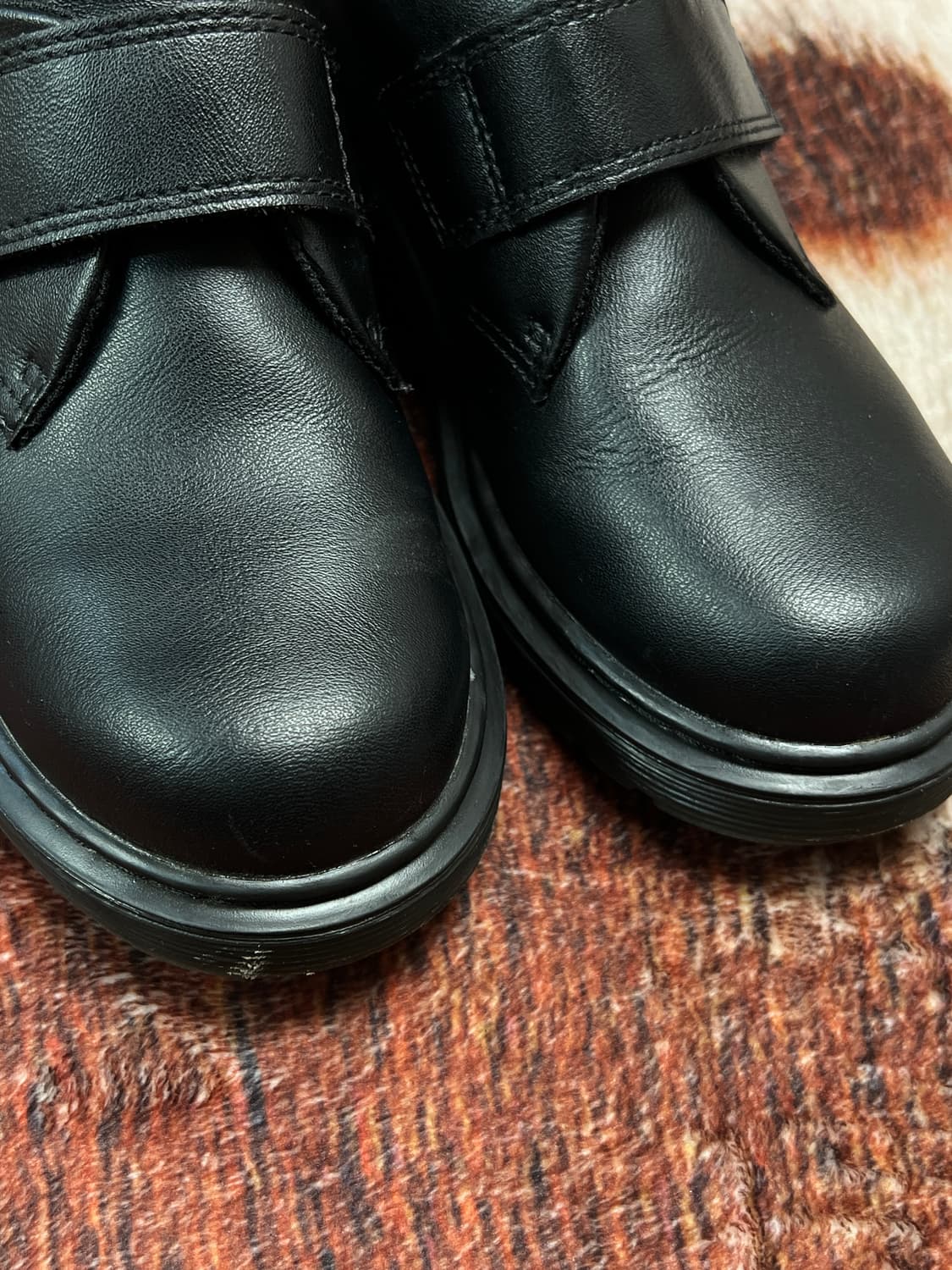 [210] 닥터마틴 KAMRON J 벨크로 로퍼 블랙 상품이미지9