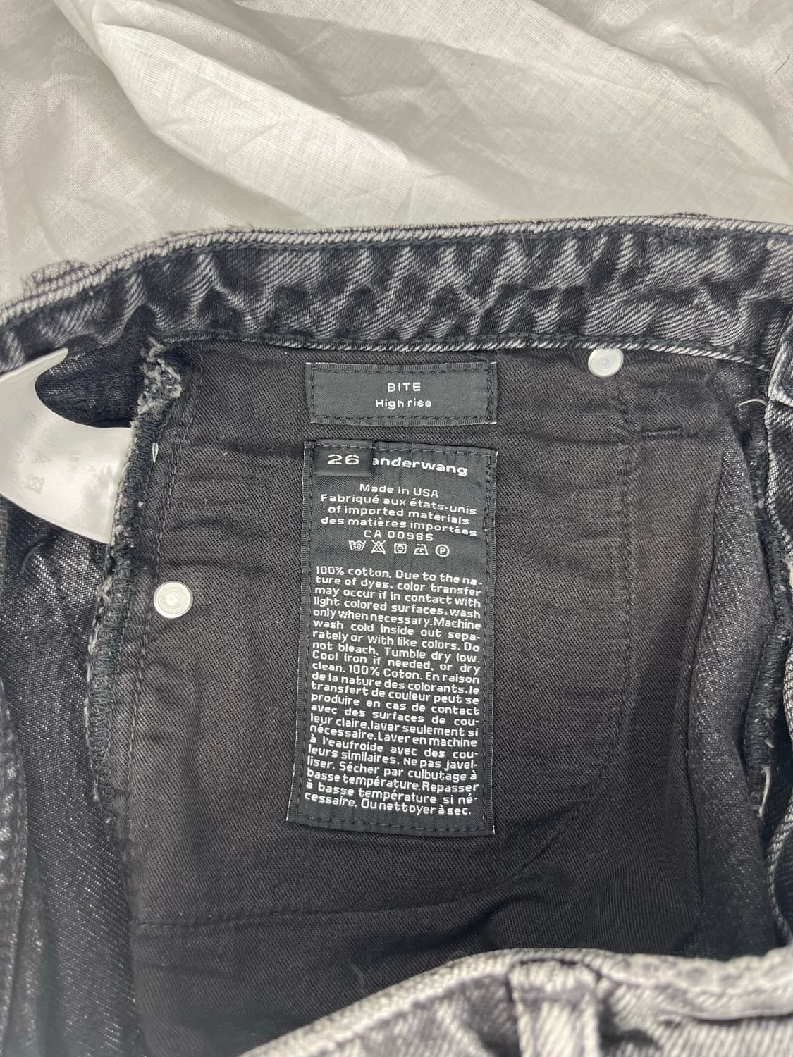 알렉산더왕 바이트 하이라이즈 데님 쇼츠 상품이미지5