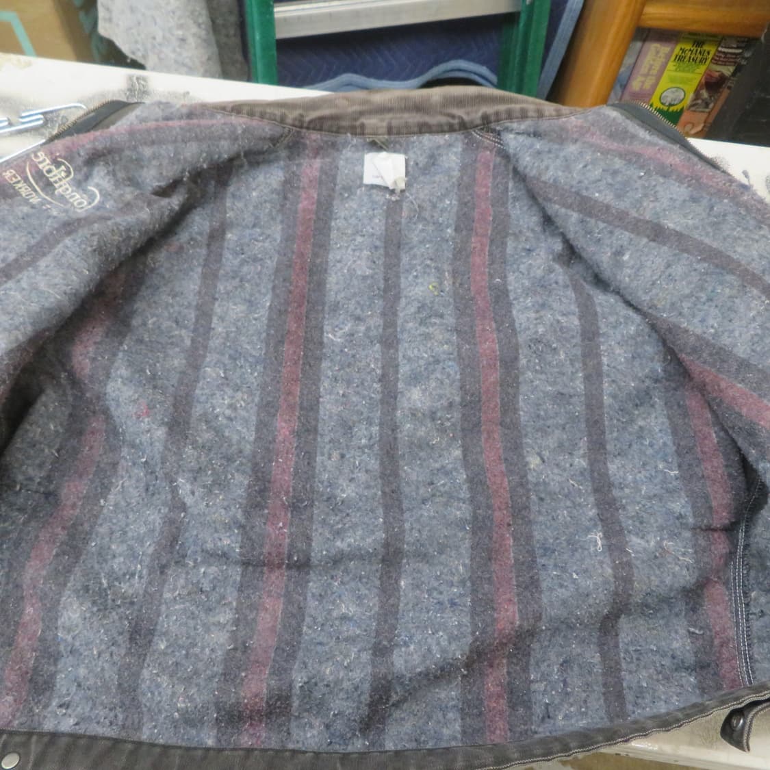 칼하트 J97 디트로이트 롱기브르 세이프티 워커 커스텀 자켓 블랙 상품이미지3