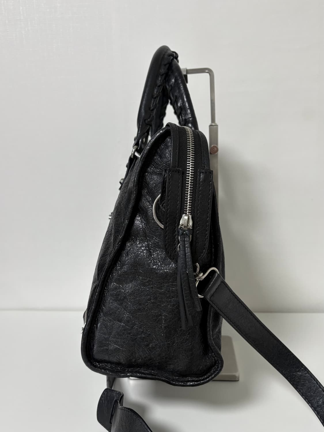 발렌시아가 시티 모터백 블랙 (크로스) 상품이미지3