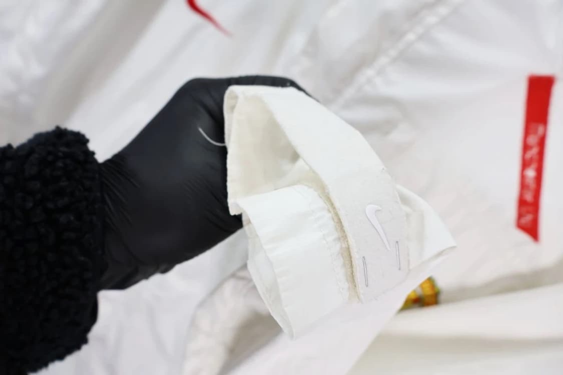 나이키 맨체스터 유나이티드 윈드브레이커 화이트 재킷 상품이미지7