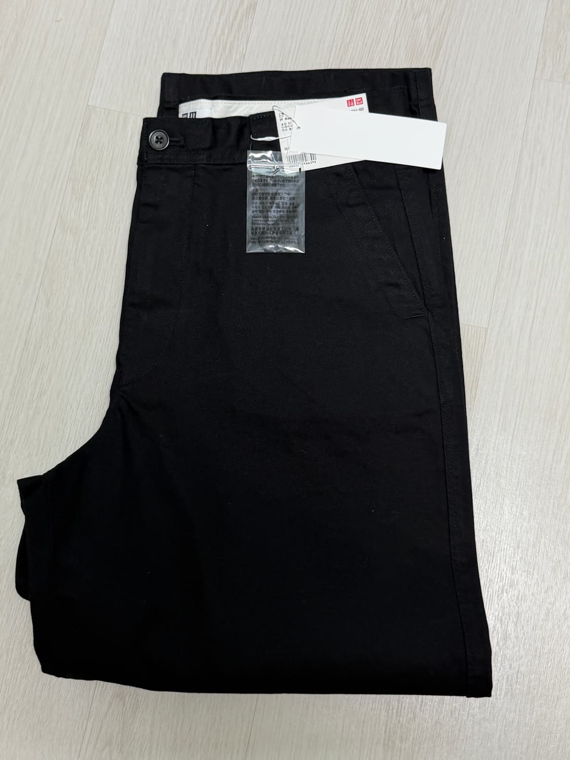 유니클로U 와이드핏 치노팬츠 블랙 상품이미지1