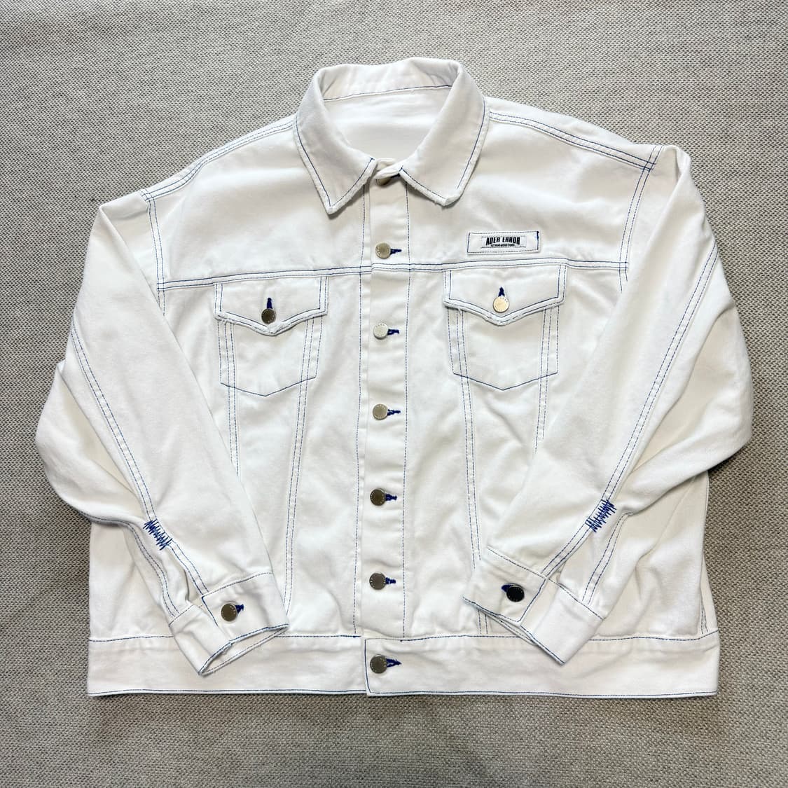 아더에러 18ss 화이트 데님 자켓 상품이미지1