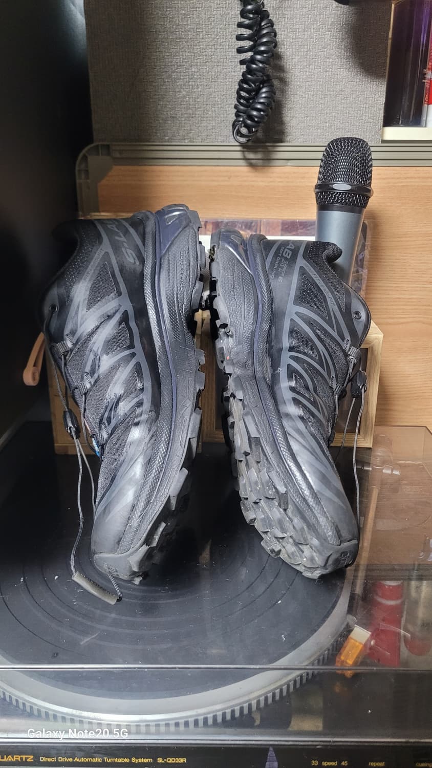 살로몬 스니커즈 상품이미지5