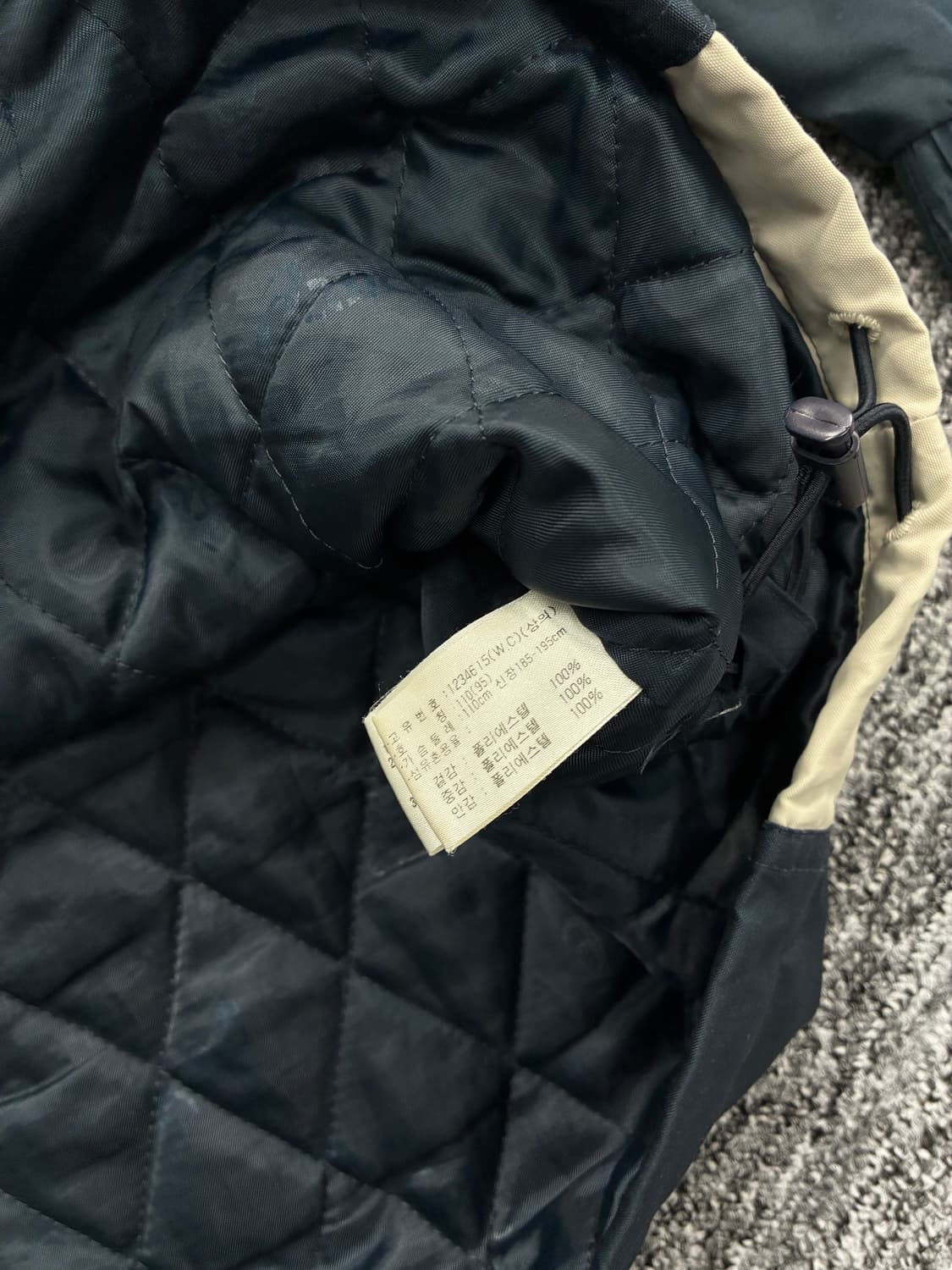 아식스 00s 올드스쿨 누빔 점퍼 110 상품이미지9