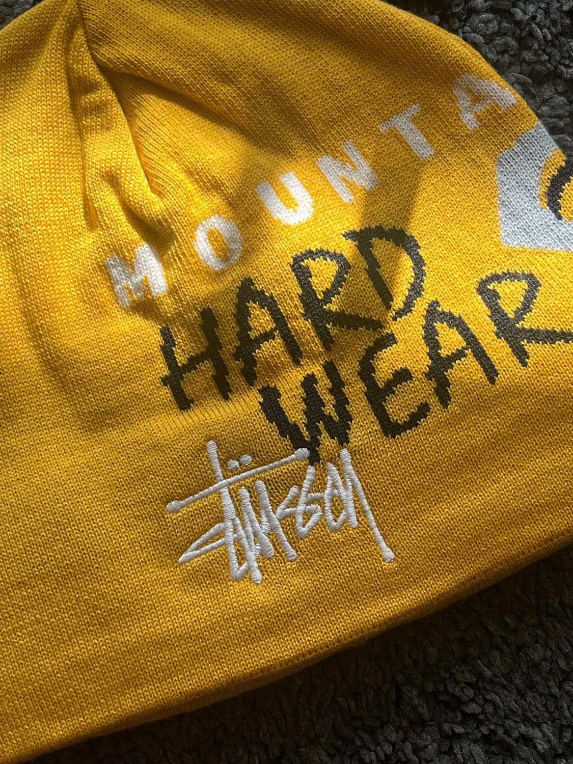 스투시 마운틴 하드웨어 비니  상품이미지2