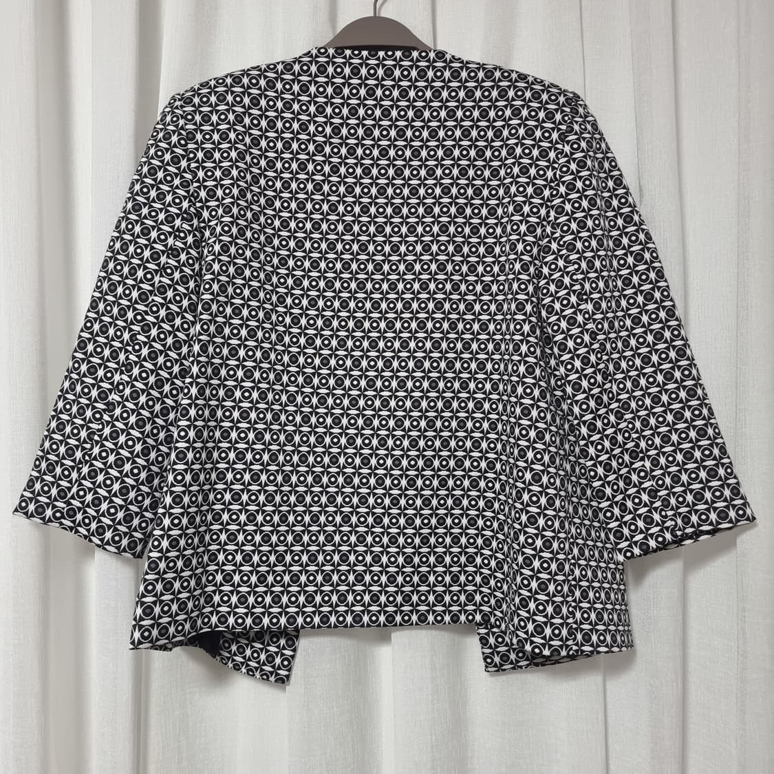 ISABEL 자카드 모노패턴 셋업 자켓 팬츠 (자켓66/팬츠29인치)  상품이미지4