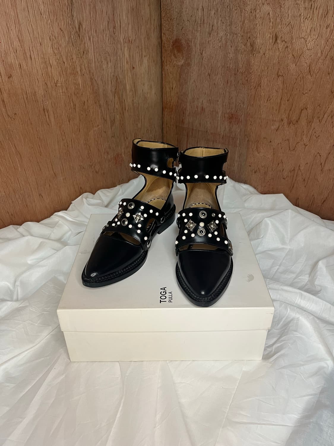 토가 풀라 스터드 발레 스트랩 레더 슈즈 상품이미지2