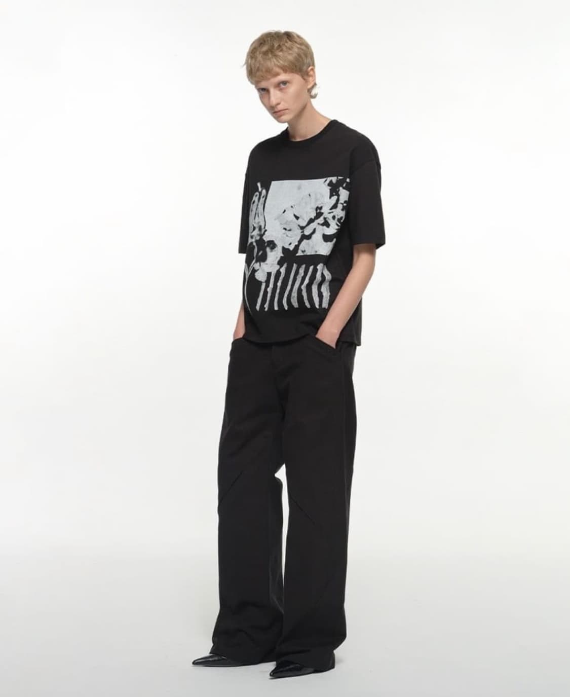 [X진영] 나체 BIAS PERFUME T-SHIRT 상품이미지1