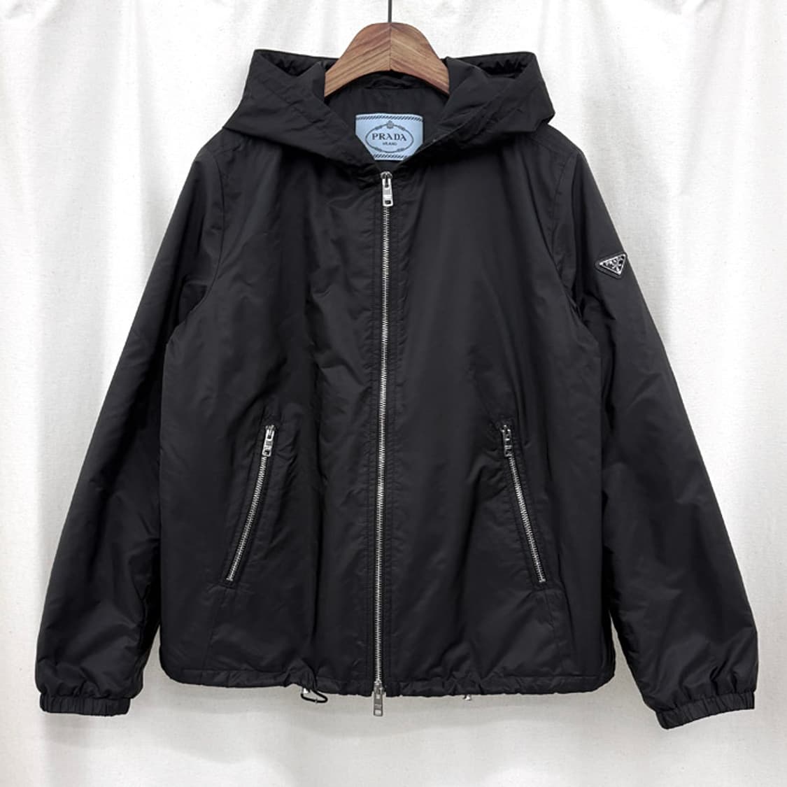 프라다 바람막이 자켓 상품이미지1