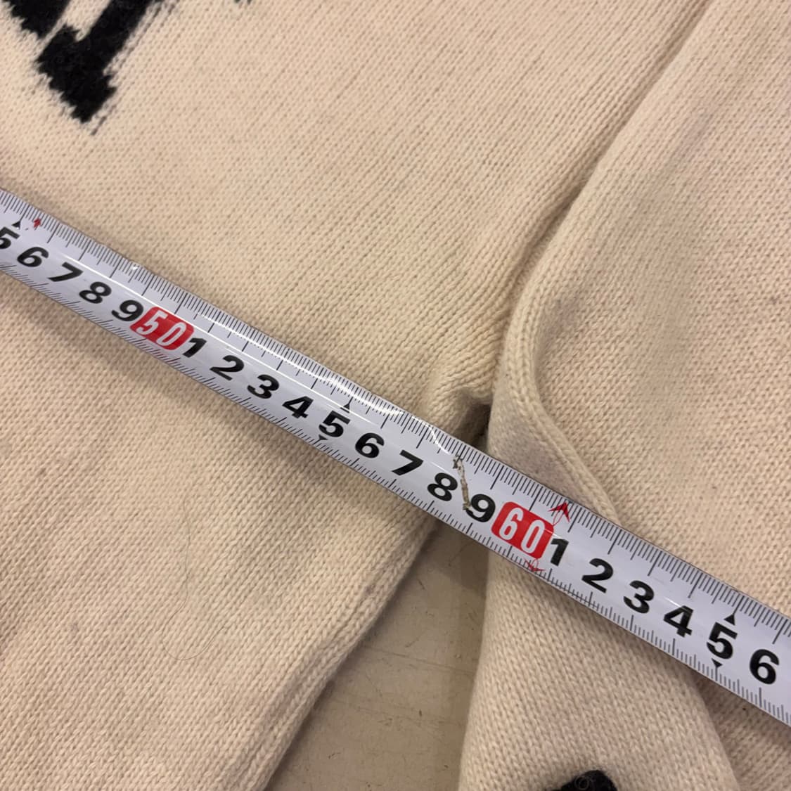 커버낫 아치로고 아이보리 니트 상품이미지5