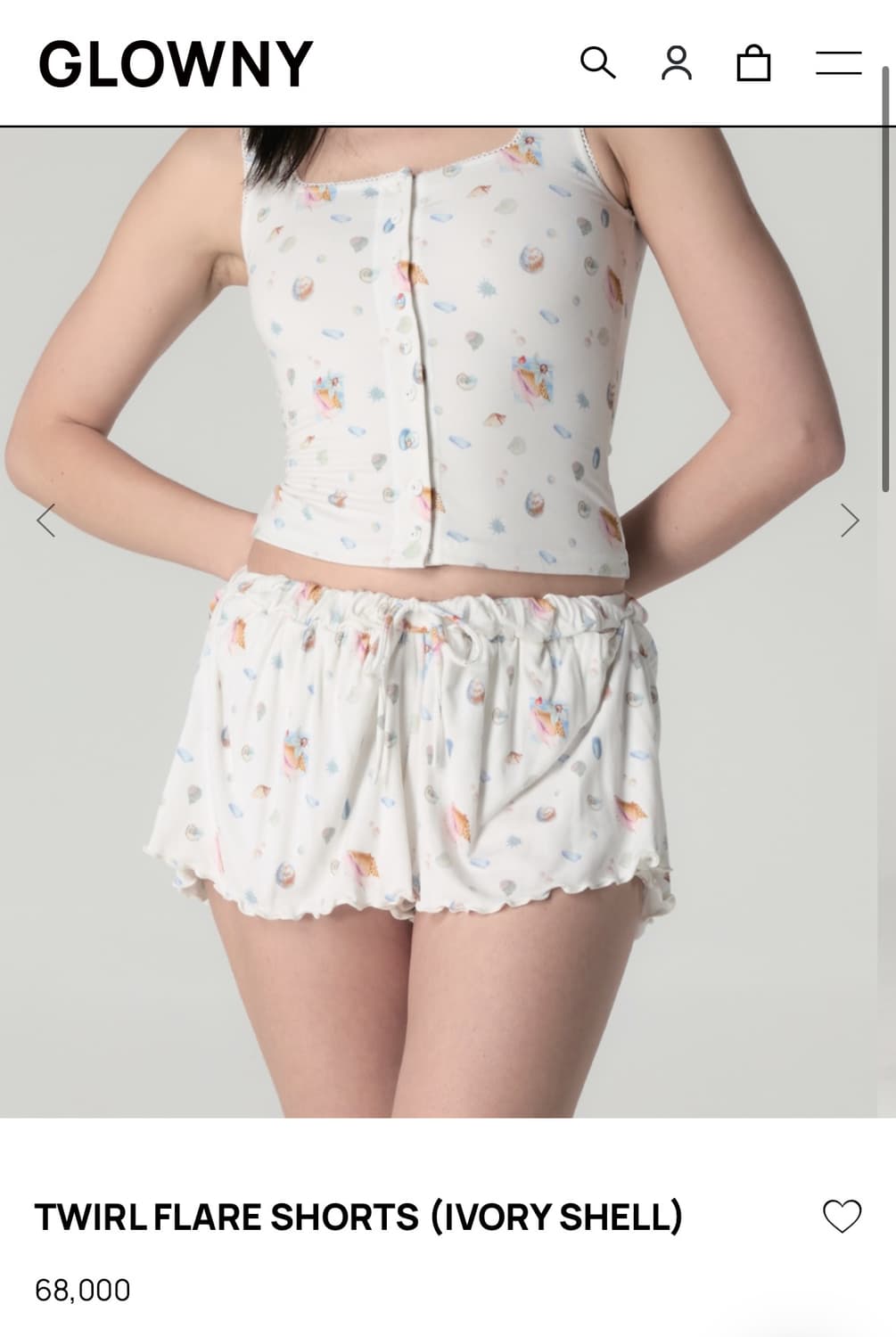 [새상품]글로니 set (TWIRL FLARE SHORTS & DEEP) 상품이미지2