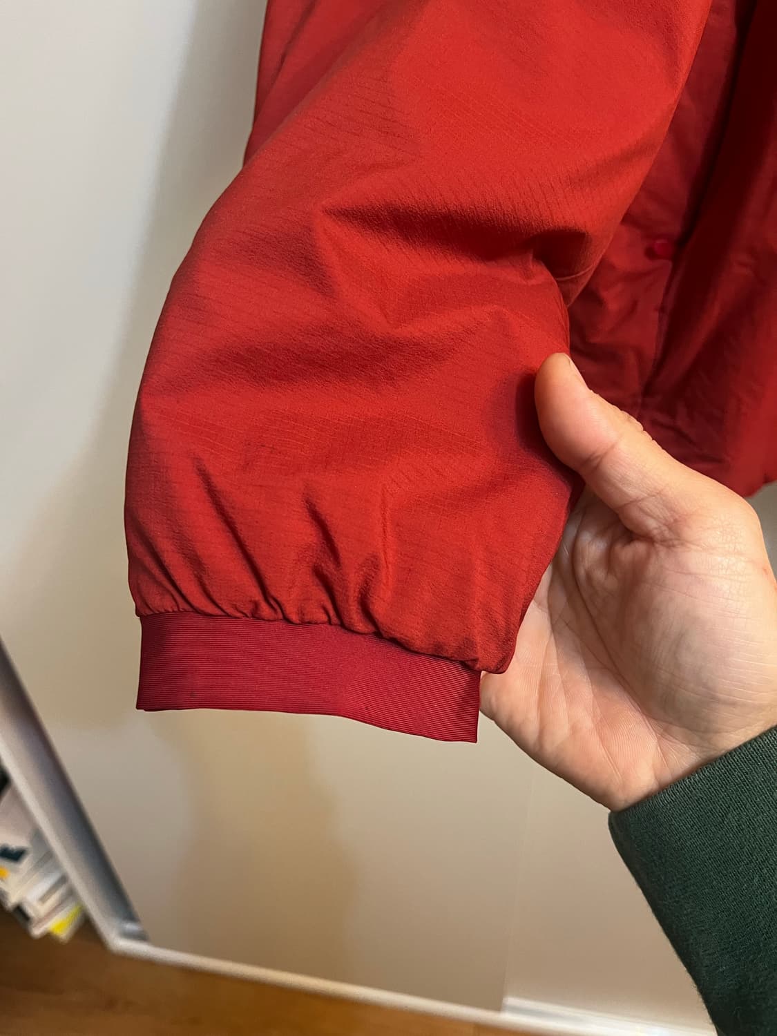 아크테릭스 아톰 ar 보르도 L 사이즈 팝니다 상품이미지2