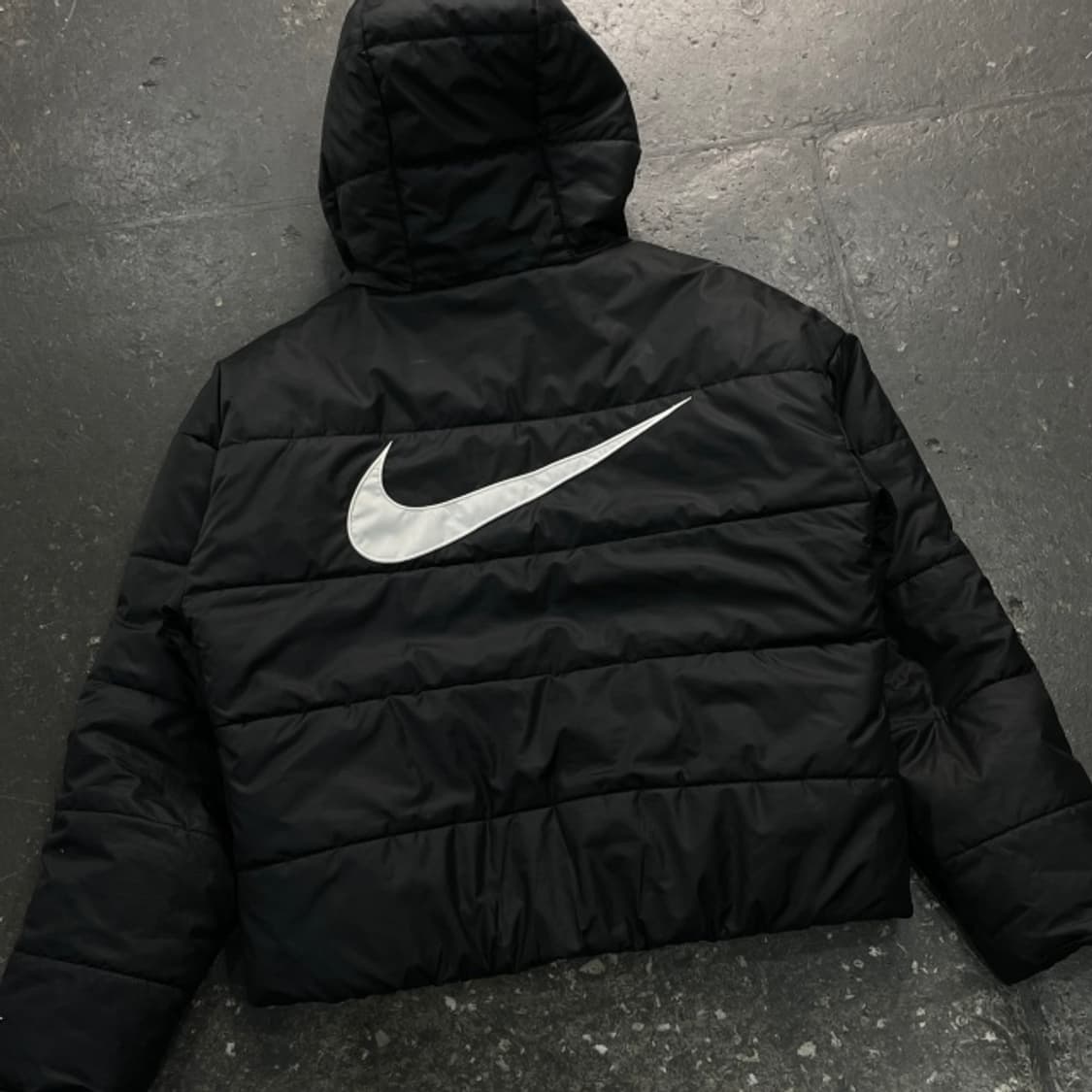 100 나이키 써마핏 레펠 후디드 패딩 상품이미지5