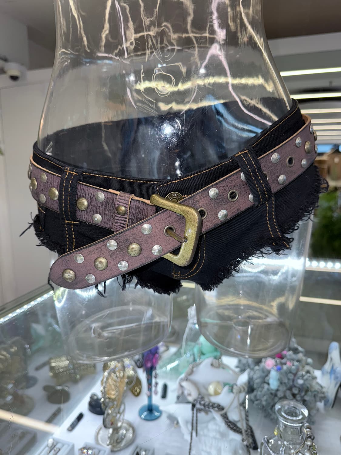 washed leather stud belt 상품이미지1