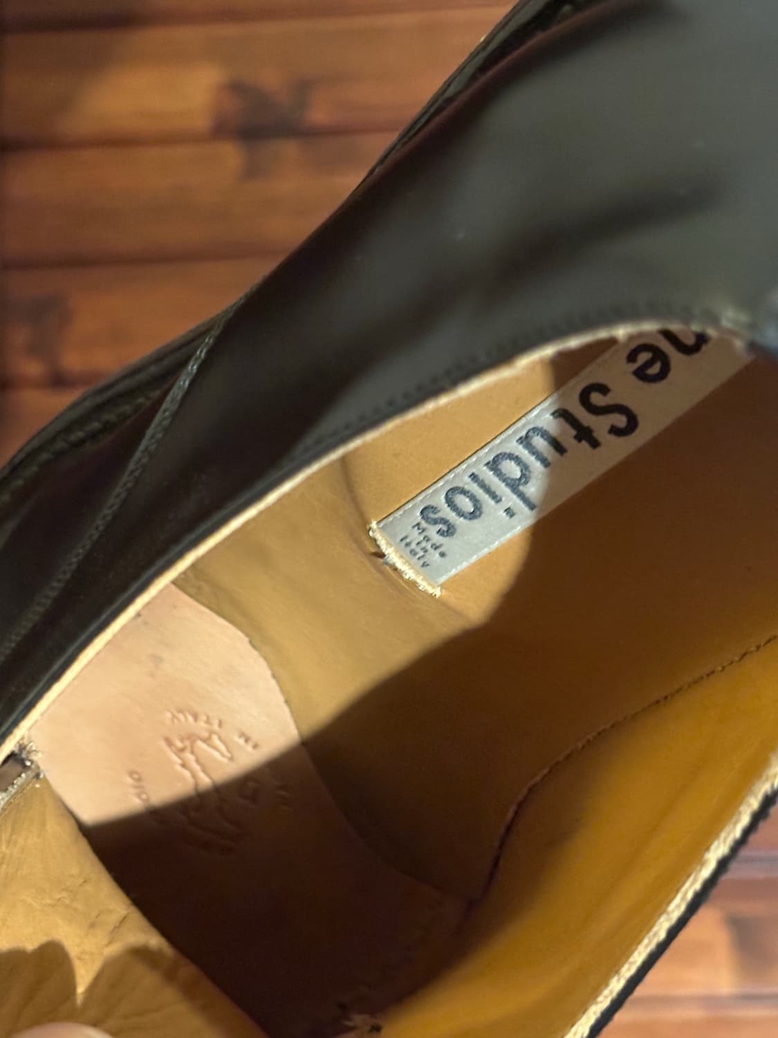 Acne Studios 캡토 더비 슈즈 상품이미지5