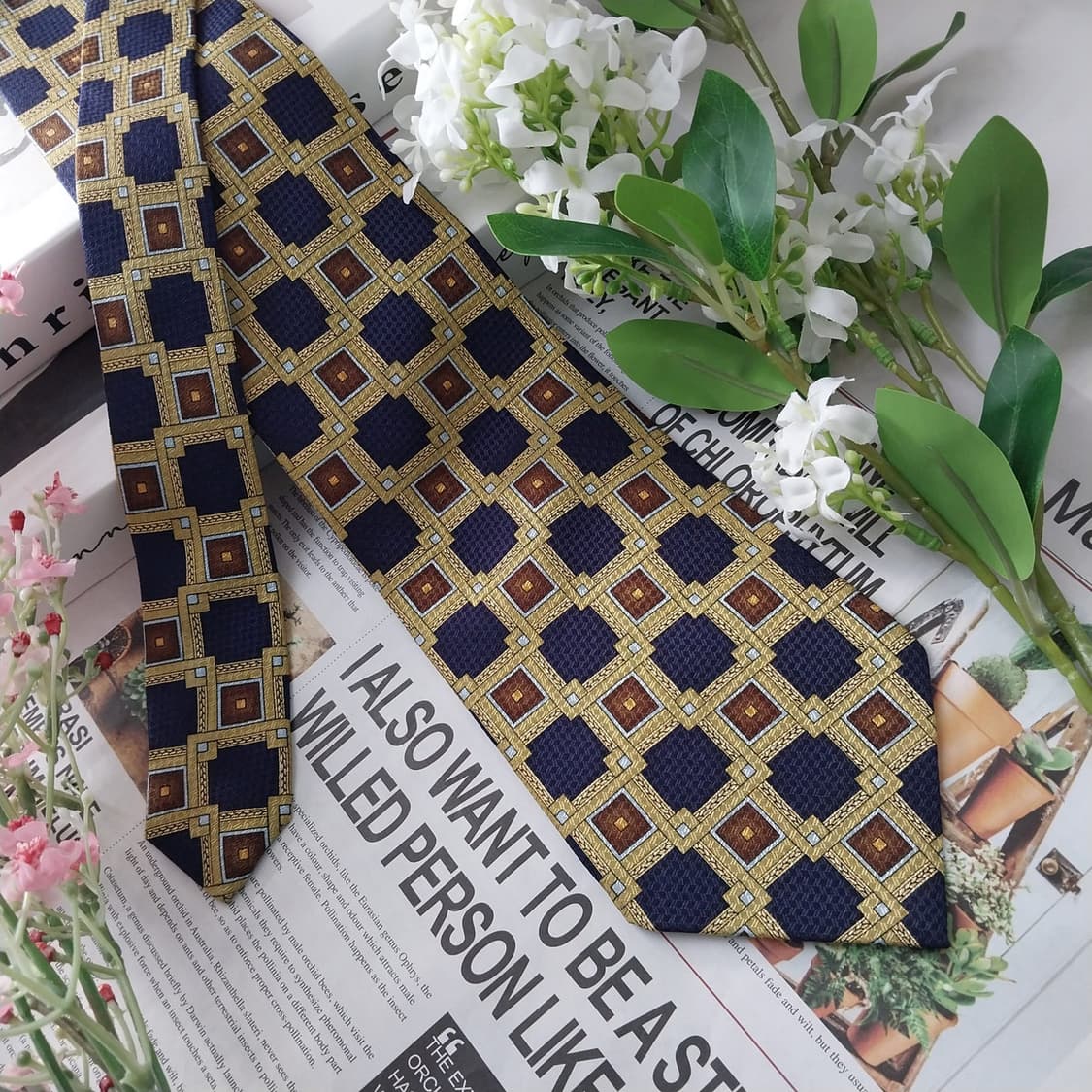 파코라반 실크 네이비&라임 기하패턴 넥타이 9.5cm A+등급 K1509 상품이미지2