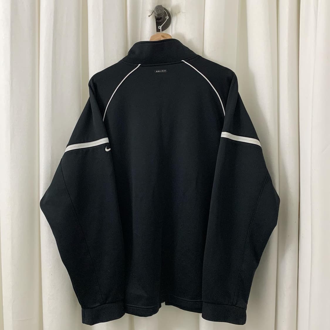 나이키 블랙 화이트 라인 스몰로고 져지 상품이미지2