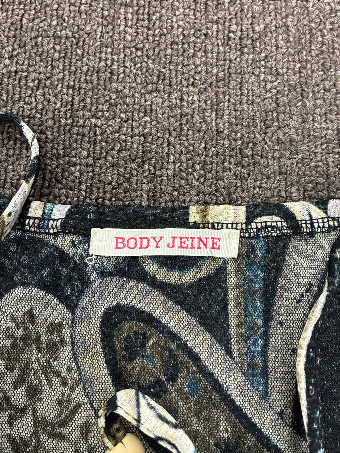 M)Body Jeine 빈티지 여성 페이즐리 프릴 나시 상품이미지3