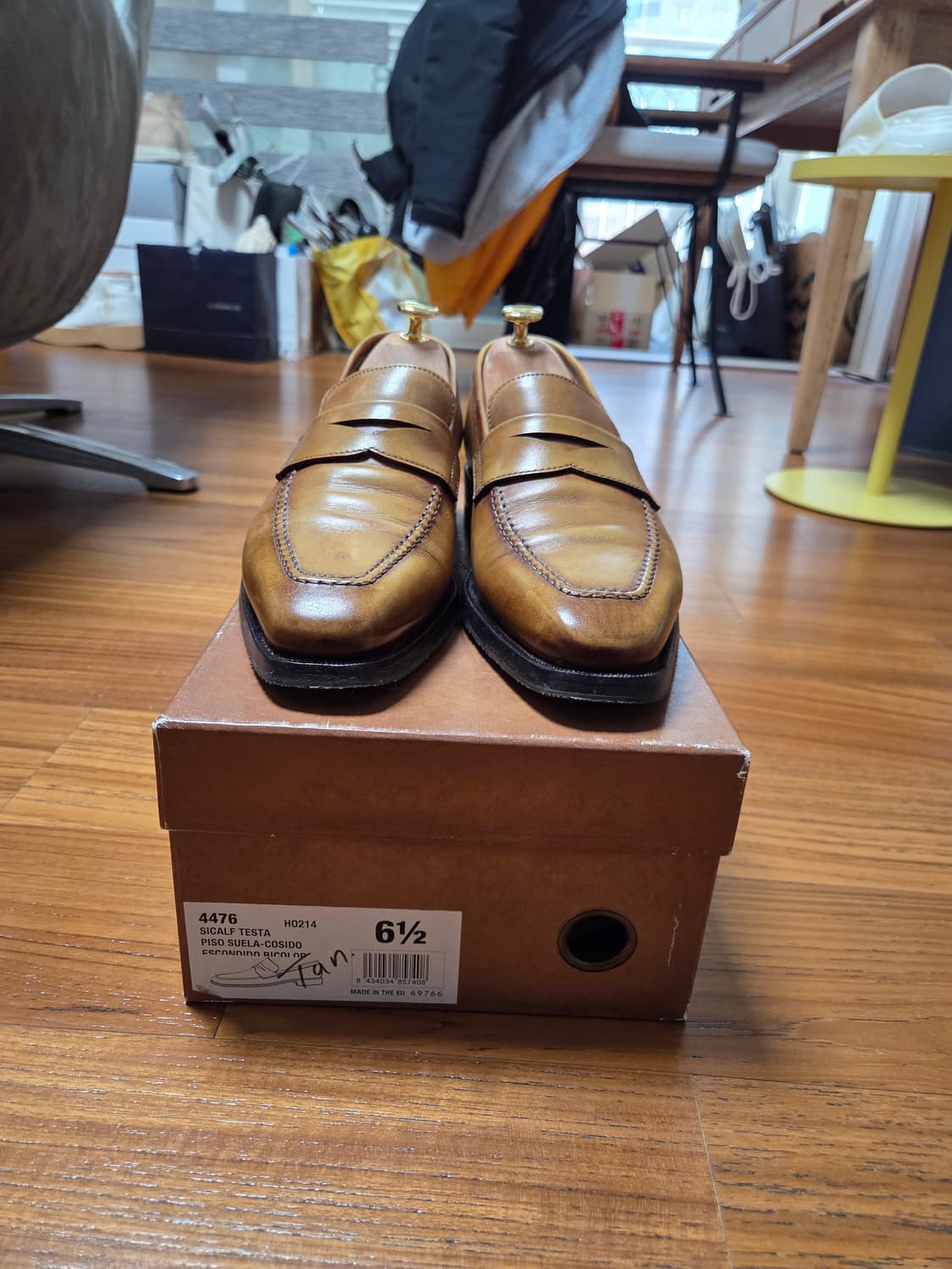 Berwick tan 페니 로퍼 슈즈 상품이미지1