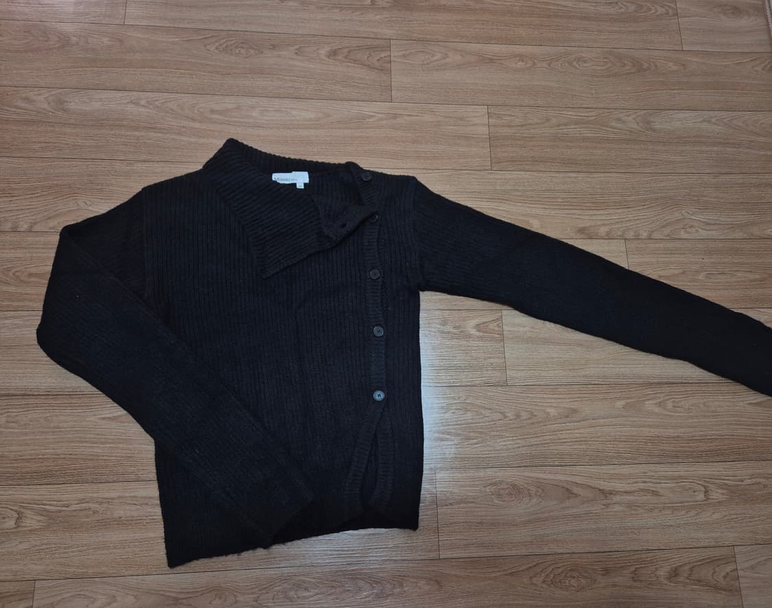 미세키서울 사이드버튼 니트(블랙) 상품이미지2