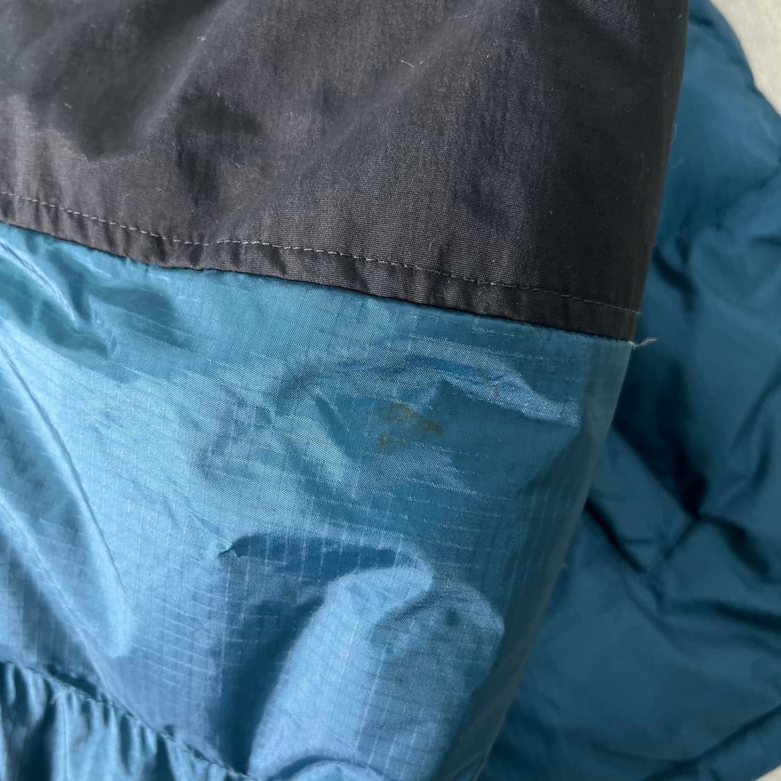 100 노스페이스 서밋시리즈 윈드스토퍼 700 드롭 블루 패딩 상품이미지7