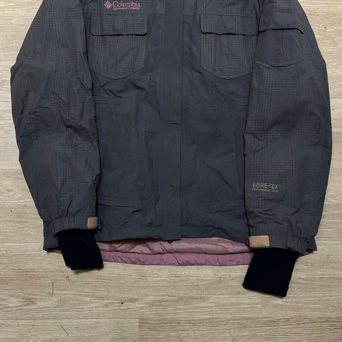 컬럼비아 고어텍스 여성 티타늄 바람막이 후드자켓 [차콜] L/100 상품이미지3