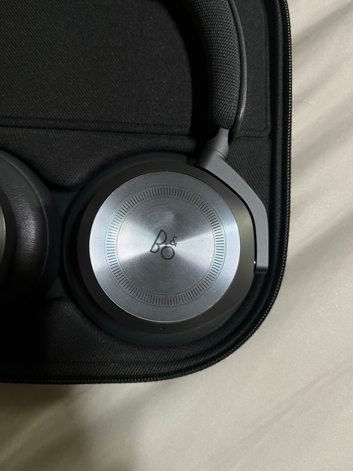 뱅앤올룹슨 hx 블랙 판매합니다. 상품이미지8