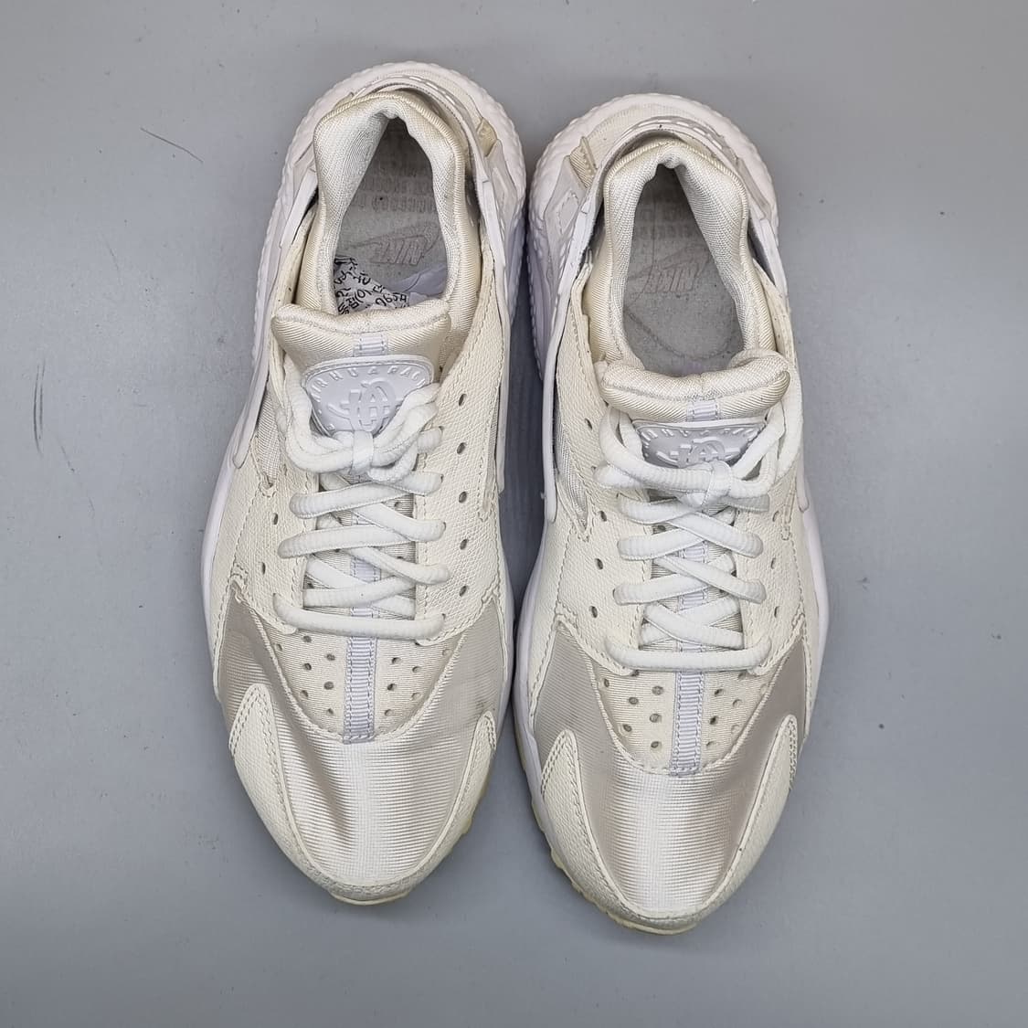 나이키 허라취 운동화 실사이즈225 상품이미지2