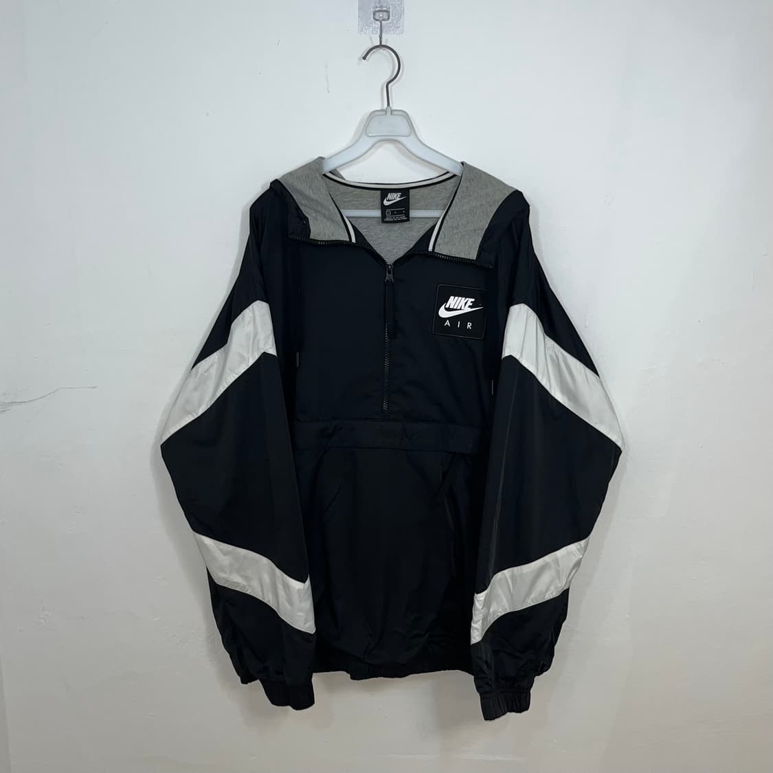 Nike Air black anorak 상품이미지4