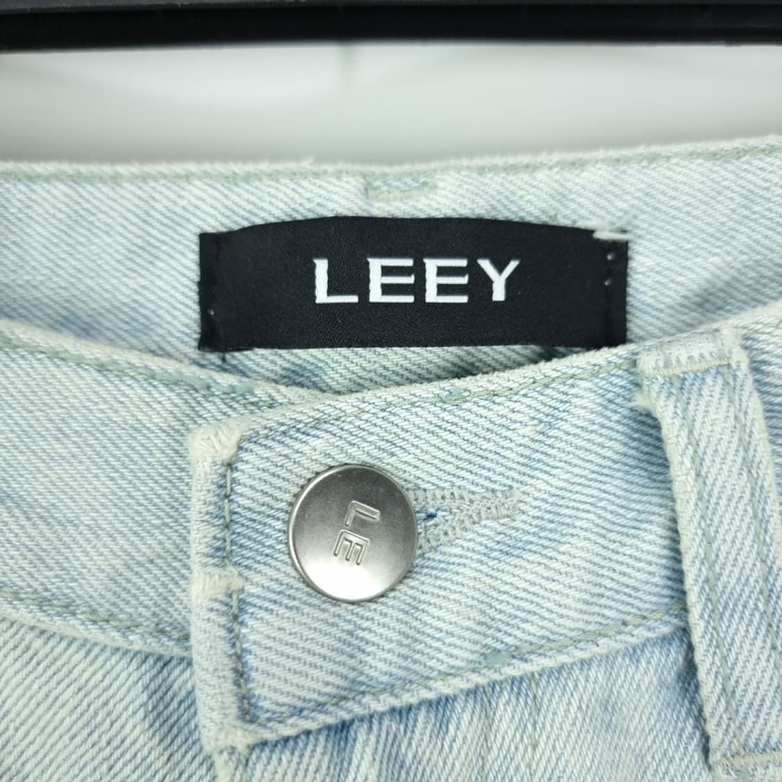 [LEEY YEEL] 아이스워싱 스터드 리벳 와이드 데님팬츠 M19764 상품이미지7