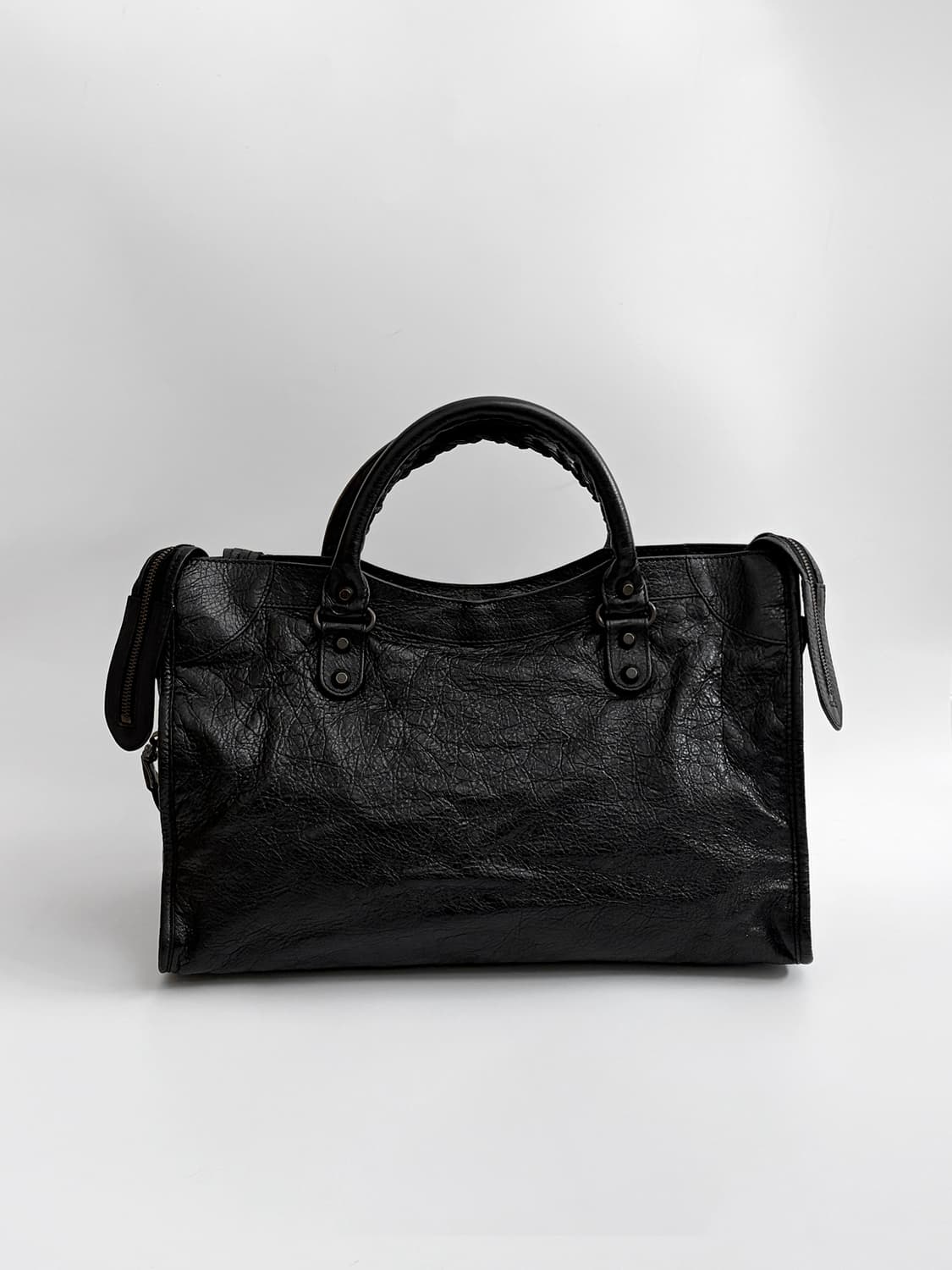 발렌시아가 클래식 시티백 미듐 판매합니다. 상품이미지4