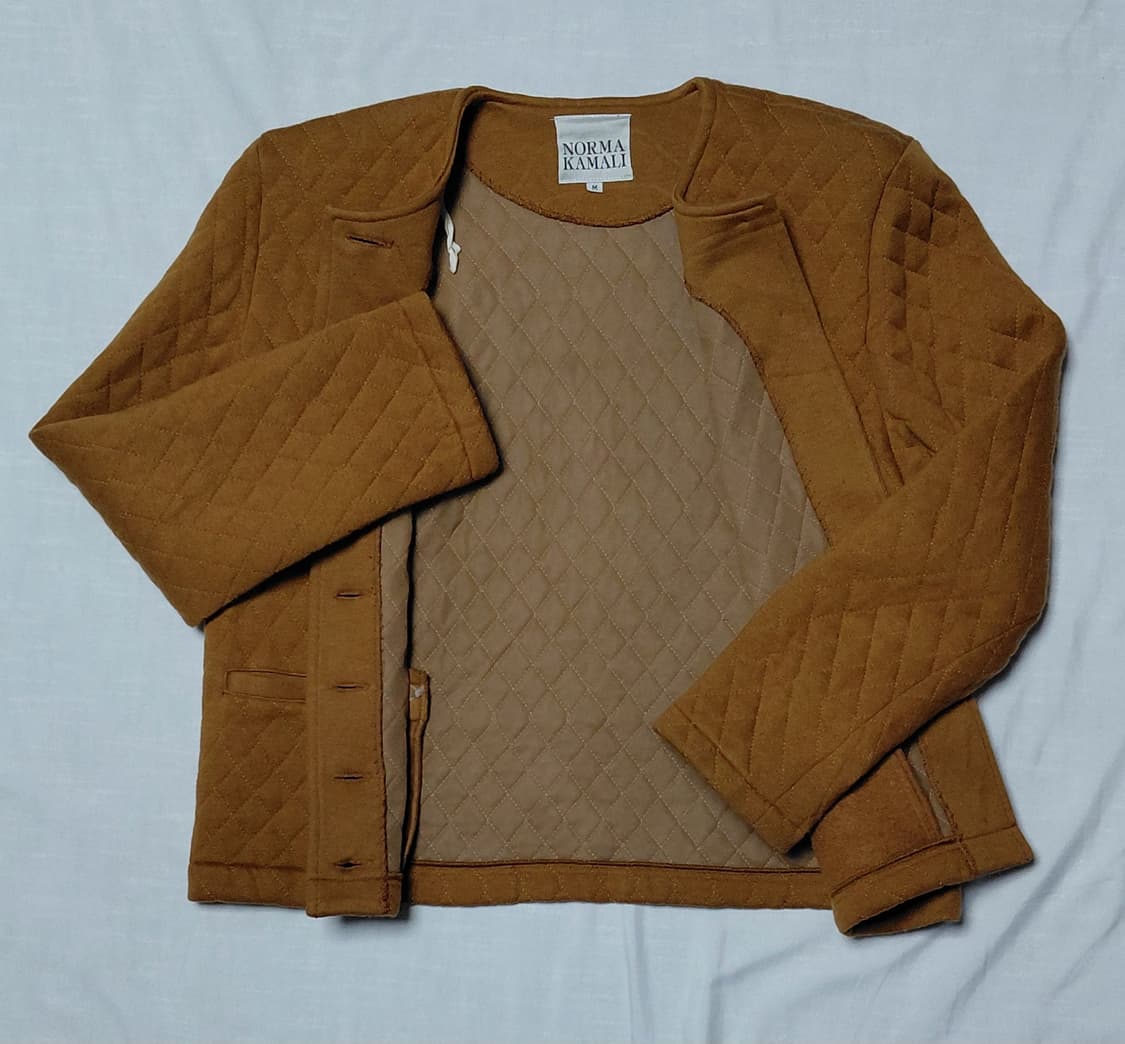 노르마 카말리(Norma Kamali) 다이아몬드 퀼팅 패딩 자켓 - M 상품이미지3