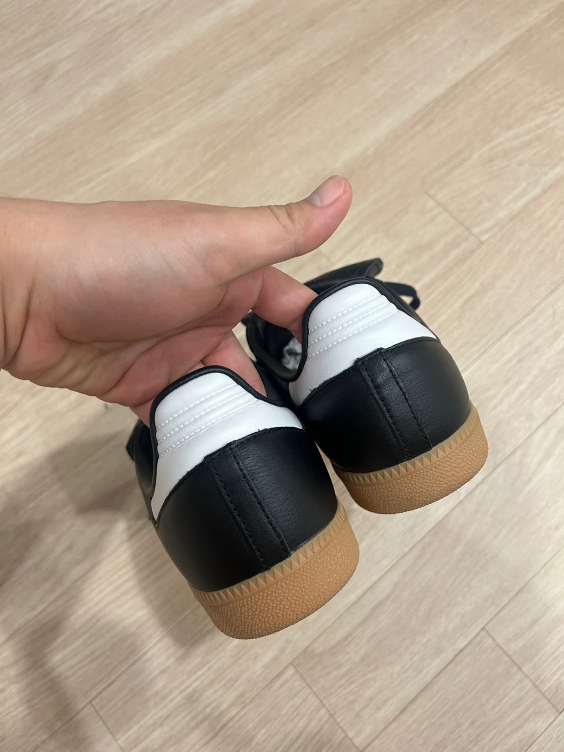 아디다스 삼바 LT OG 비건 블랙 화이트 285 상품이미지5