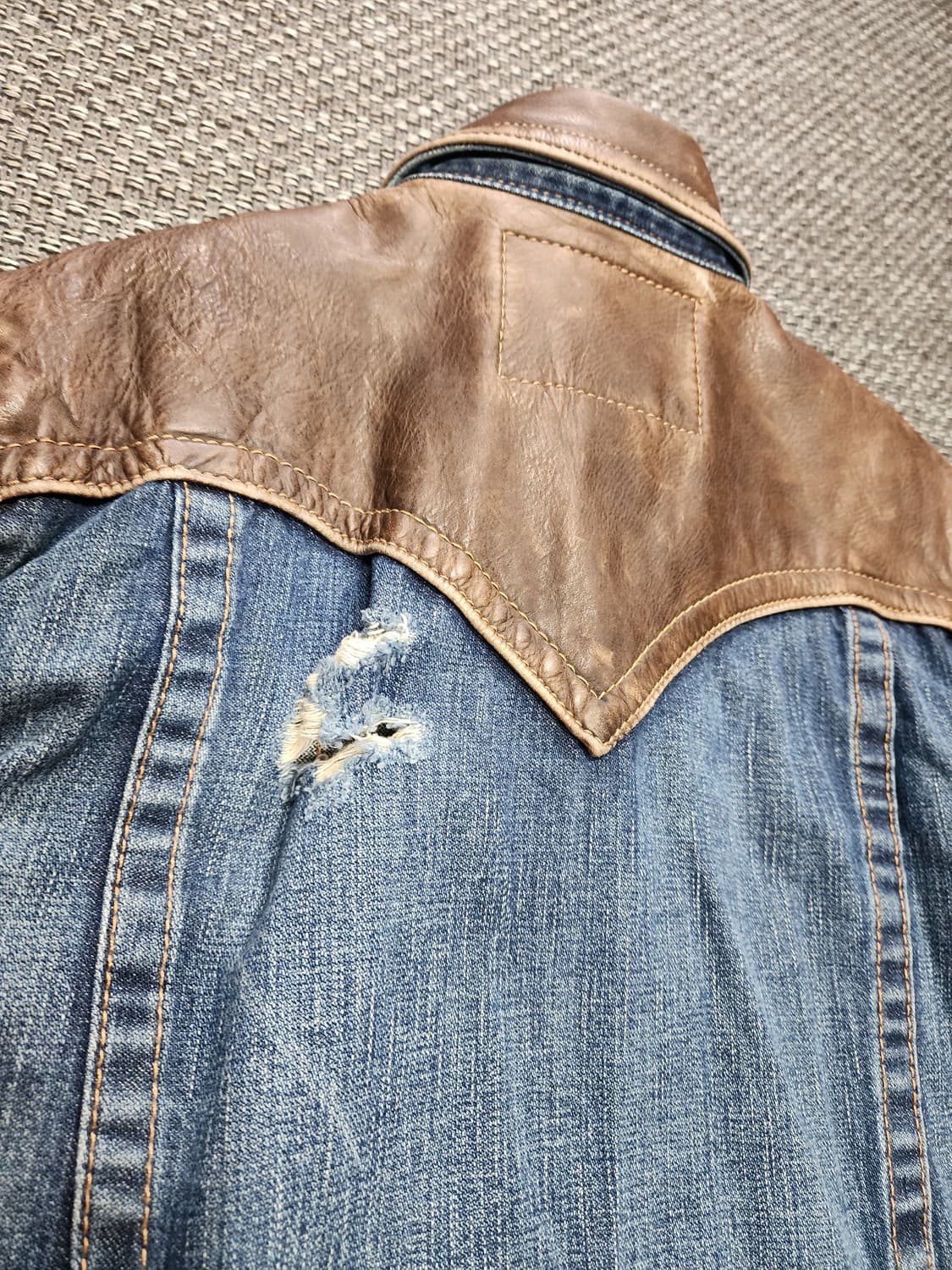 트루릴리젼 가죽 데님 자켓 청자켓 M사이즈 상품이미지4