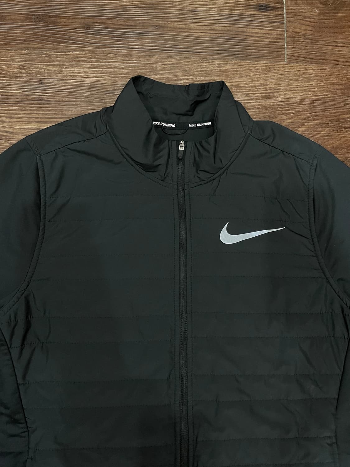 나이키 러닝 에센셜 필드 자켓 블랙 상품이미지2