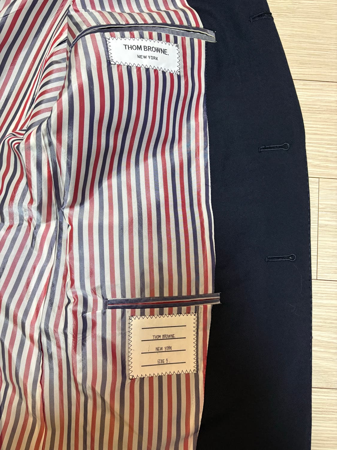 톰브라운 네이비 자켓 사이즈5 상품이미지4