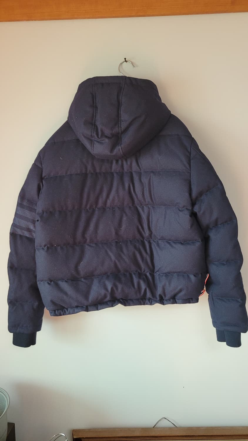 정품 톰브라운 울/캐시미어 금장 패딩 네이비 *유일매물 상품이미지2