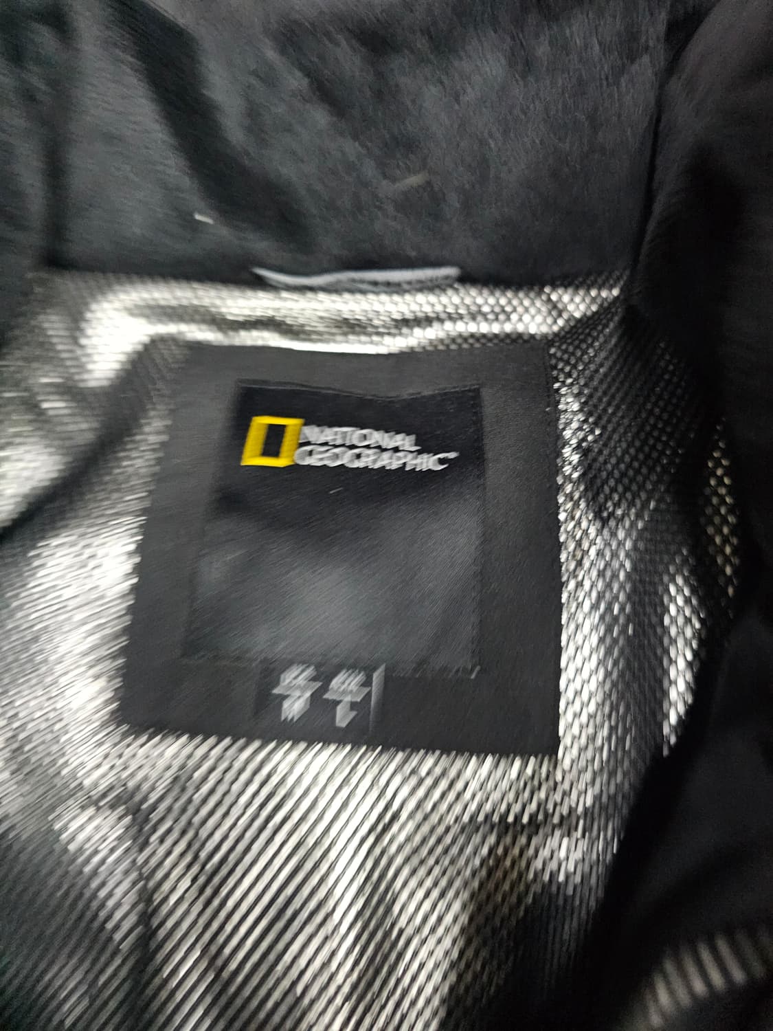 내셔널지오그래픽 블랙 구스다운 롱패딩 상품이미지5