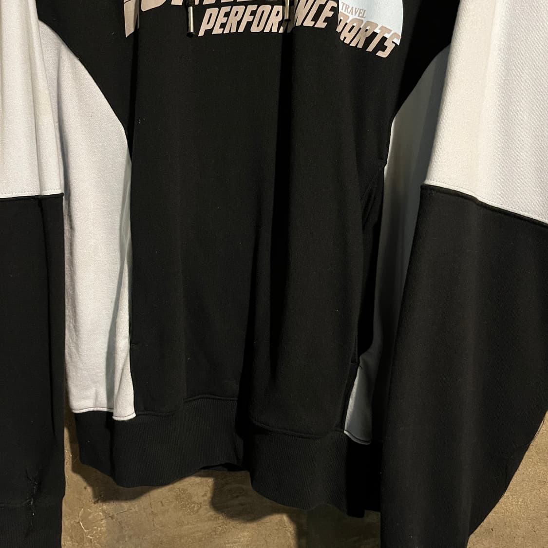 트래블 풀오버 후디 상품이미지3