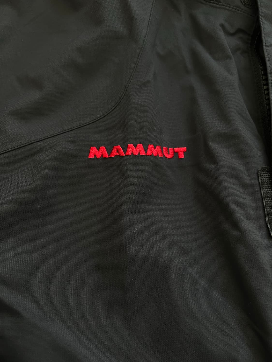 마무트 마운틴 파카 상품이미지2