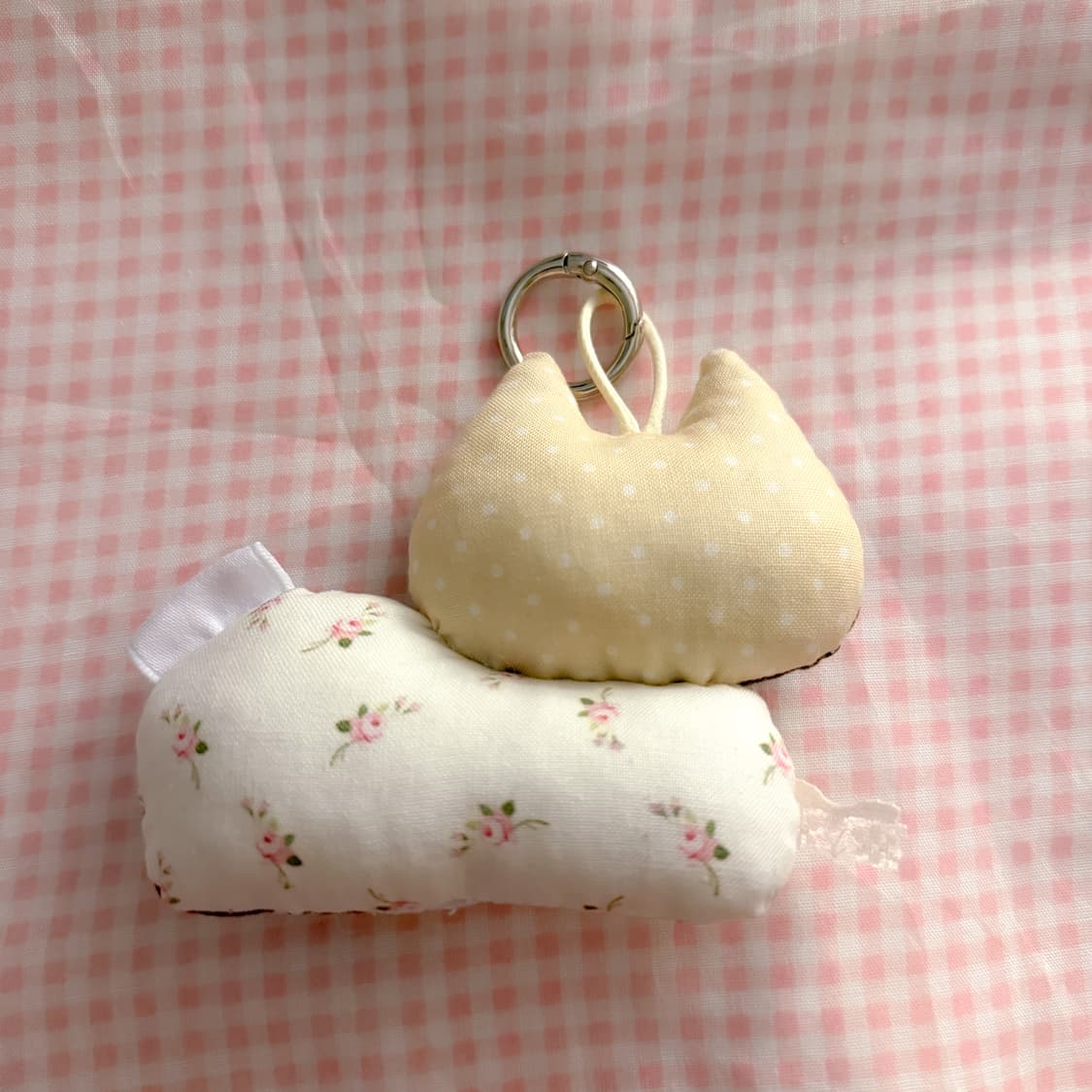 124u keyring 큰냥이들 고양이 레이스 단추눈 키링 상품이미지2